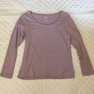 Long sleeve scoop neck top